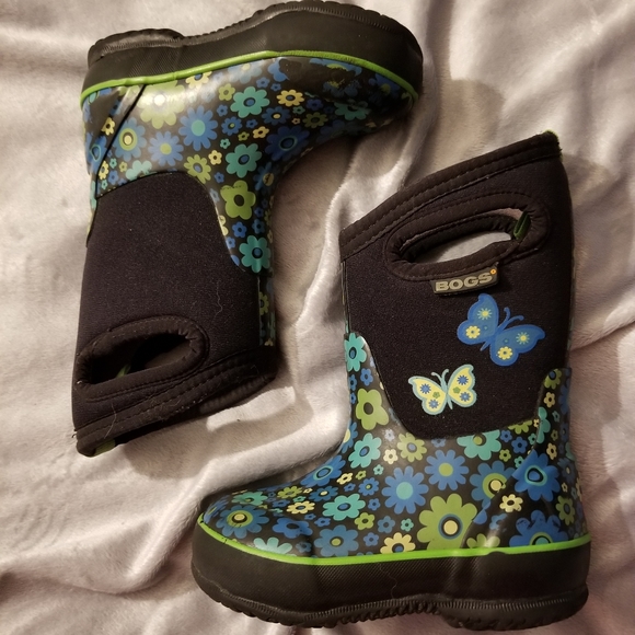 bogs butterfly boots